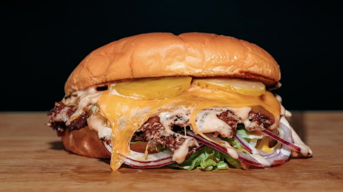 SMASH CHEESEBURGER SMASH CHEESEBURGER